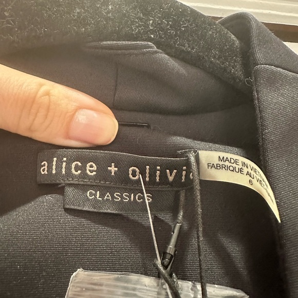 Alice + Olivia Blazer - Picture 4 of 5